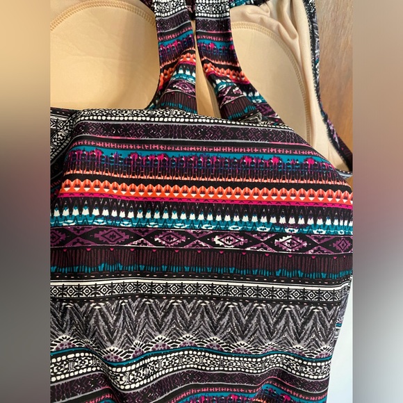 NWT beautiful geometric pattern tankini top from Kona Sol, size 14W - Picture 12 of 13
